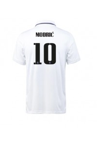 Real Madrid Luka Modric #10 Voetbaltruitje Thuis tenue 2022-23 Korte Mouw
